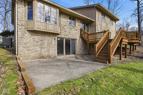 $675,000 | 65 Bennington Drive, Zionsville, IN 46077