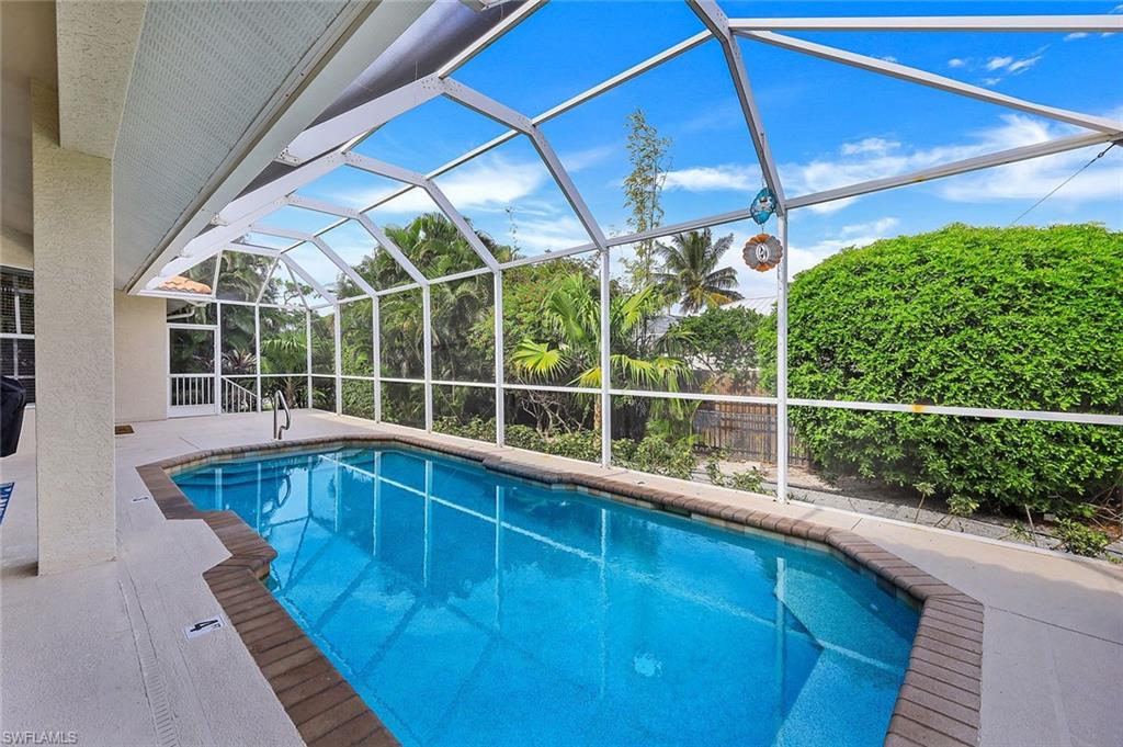 31 Tahiti Road Marco Island, FL 34145 - Photo 20 of 27 a view of a balcony with a swimming pool