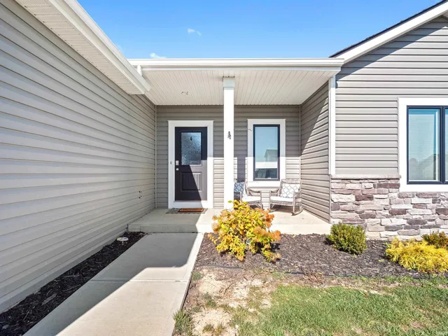 $399,000 | 13572 Palmetto Pass, Fort Wayne, IN 46814