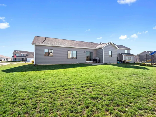 $399,000 | 13572 Palmetto Pass, Fort Wayne, IN 46814