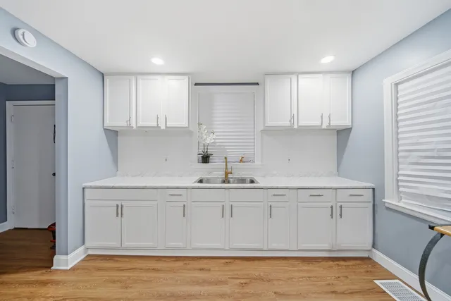 $134,900 | 105 East Knox Street, Morrison, IL 61270