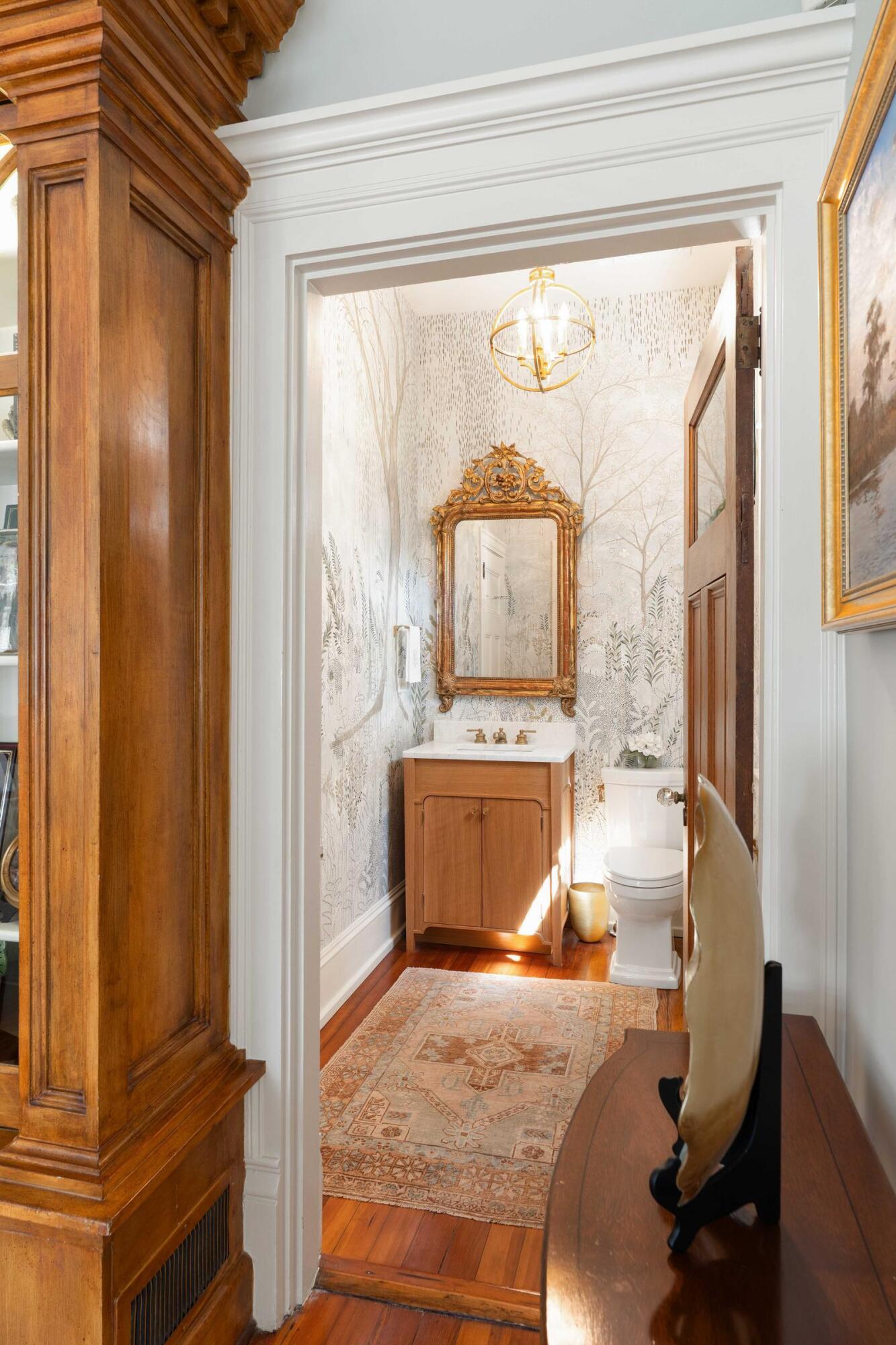 22 Rutledge Avenue Charleston, SC 29401 - Photo 19 of 81 Half Bathroom