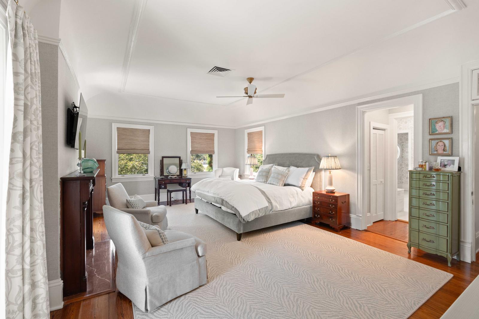 22 Rutledge Avenue Charleston, SC 29401 - Photo 42 of 81 Bedroom