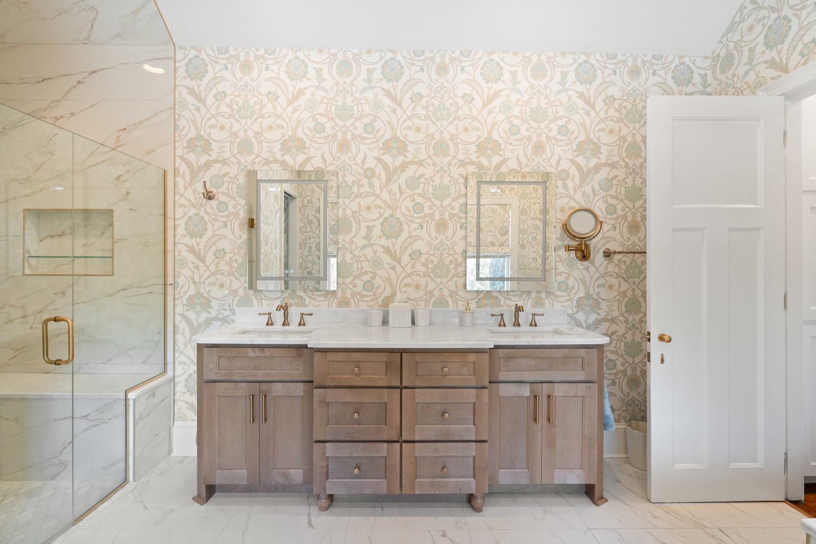 22 Rutledge Avenue Charleston, SC 29401 - Photo 47 of 81 Bathroom