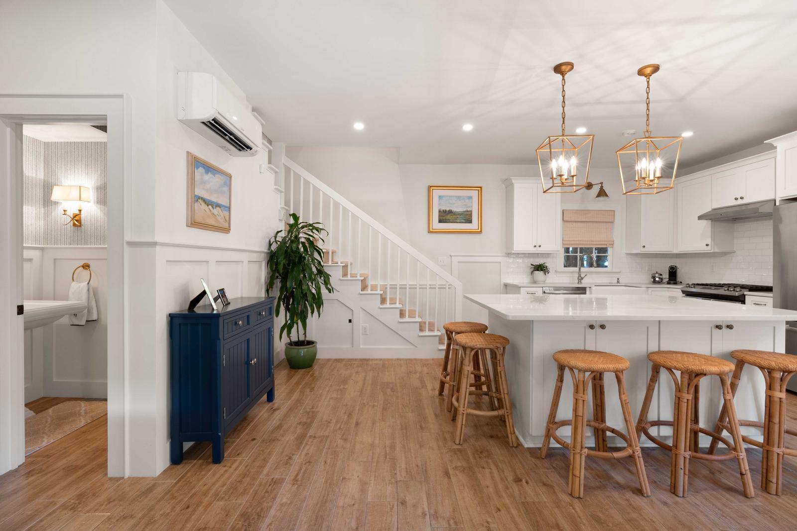 22 Rutledge Avenue Charleston, SC 29401 - Photo 53 of 81 Carraige House