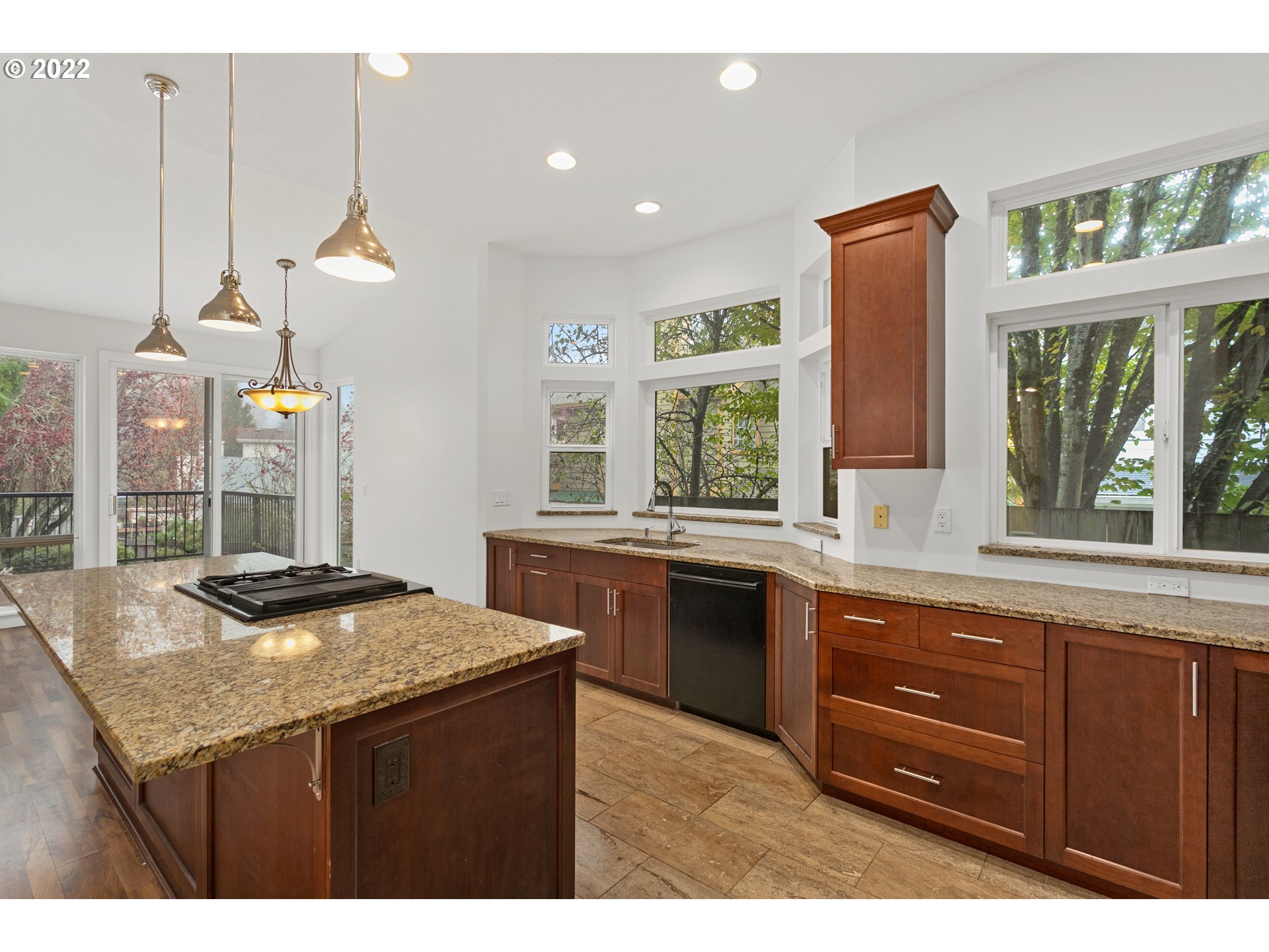 14065 Southwest Springbrook Lane Tigard, OR 97223 - Photo 17 of 31 Gallery Image 17
