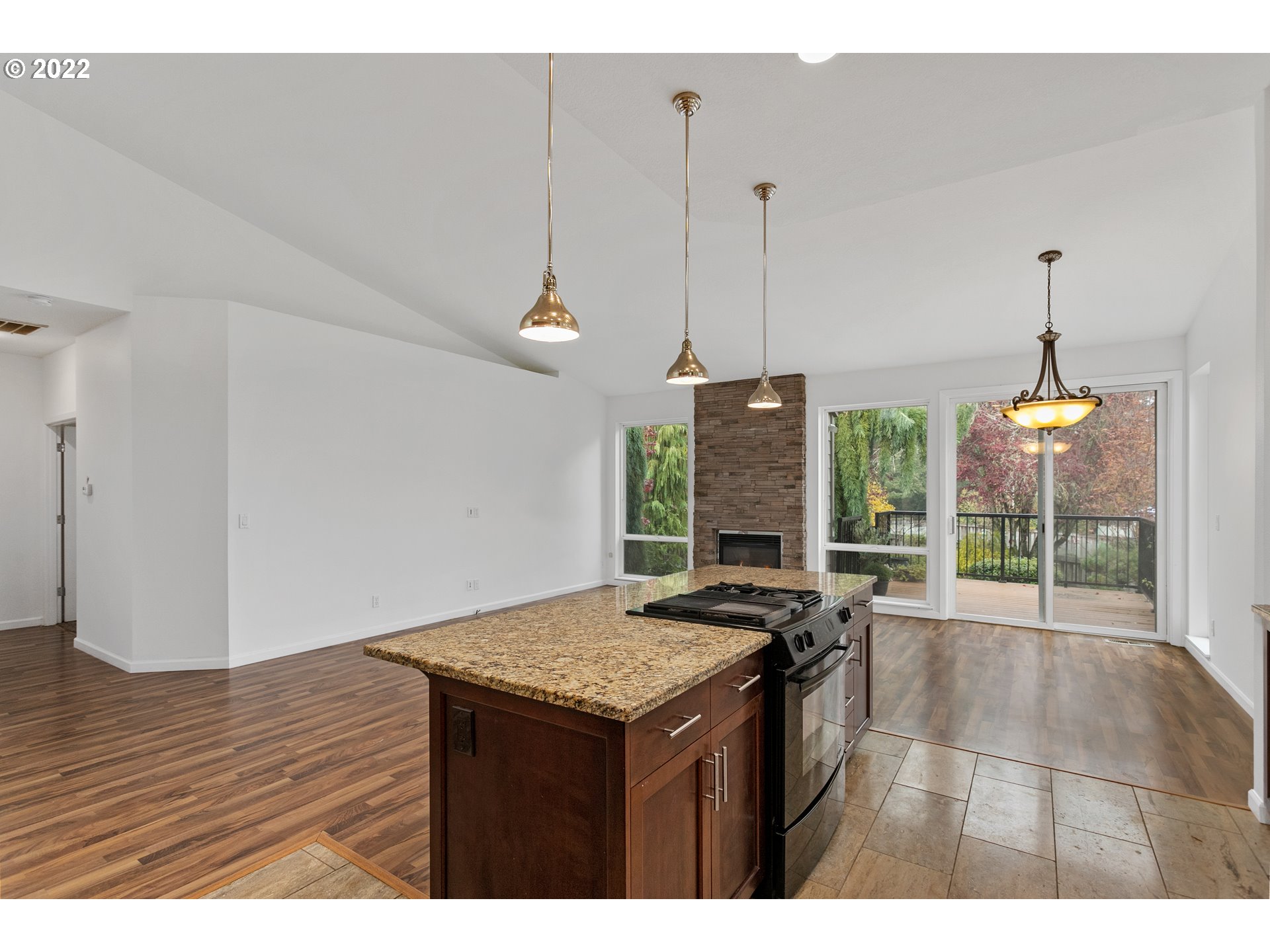 14065 Southwest Springbrook Lane Tigard, OR 97223 - Photo 18 of 31 Gallery Image 18