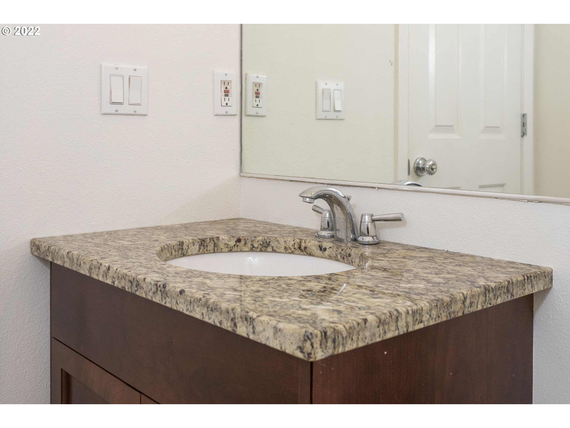 14065 Southwest Springbrook Lane Tigard, OR 97223 - Photo 20 of 31 Gallery Image 20