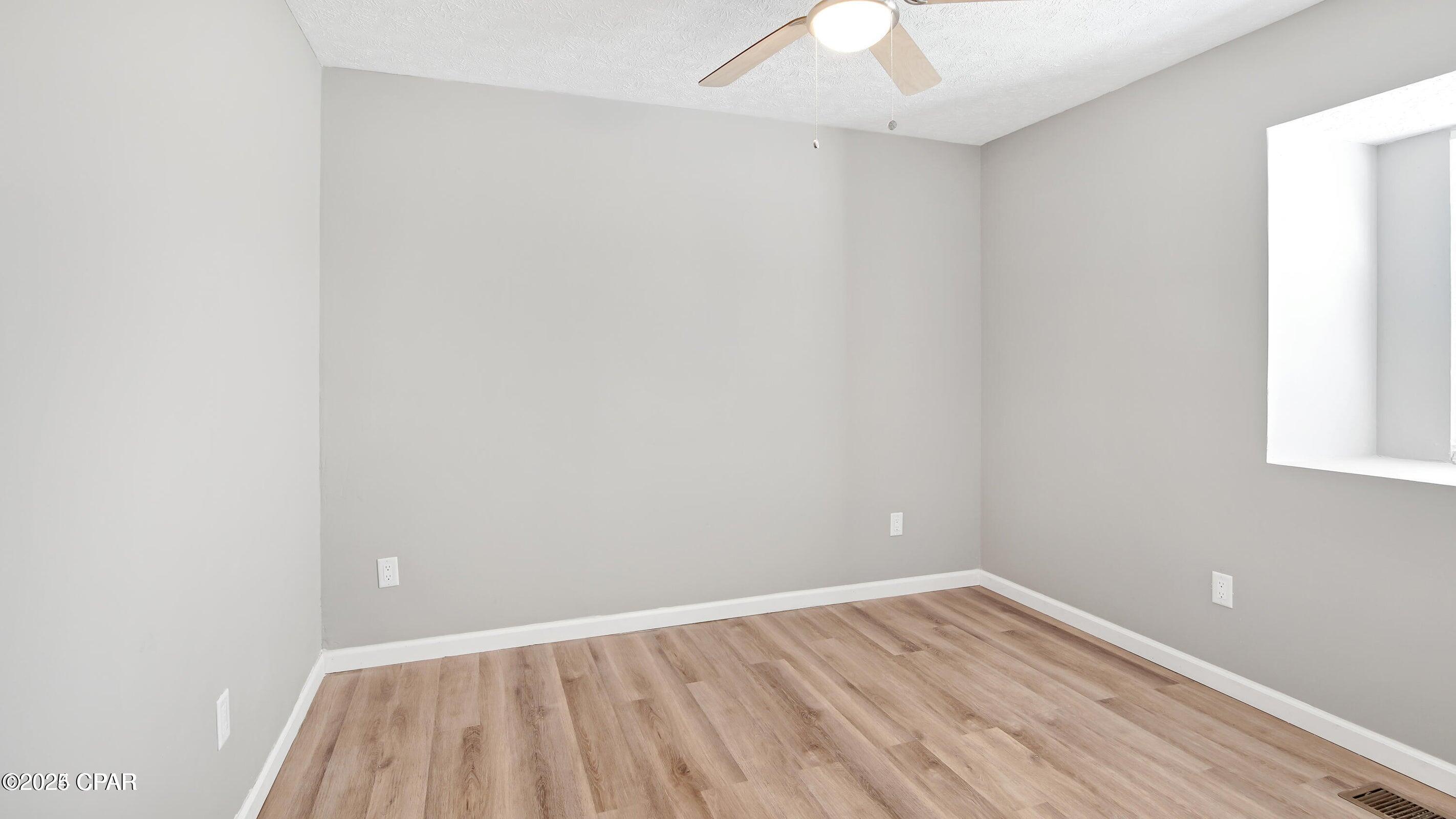 1028 Spring Avenue Panama City, FL 32401 - Photo 7 of 11