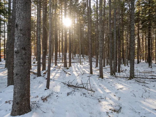 $165,000 | 25 Long Pond Road, Southwest Harbor, ME 04679