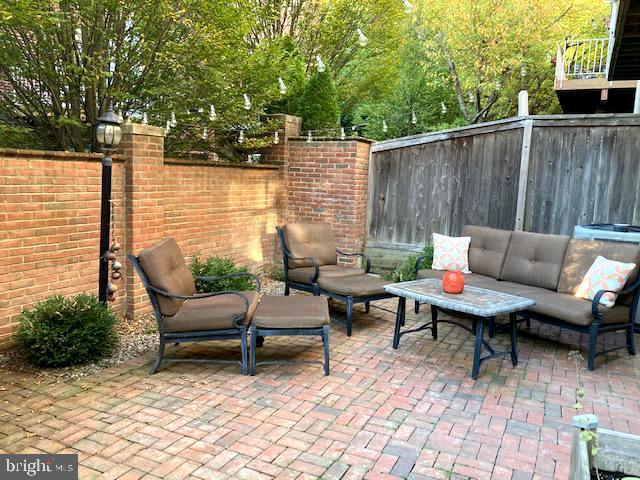 7915 Quarry Ridge Way Bethesda, MD 20817 - Photo 21 of 38 Patio
