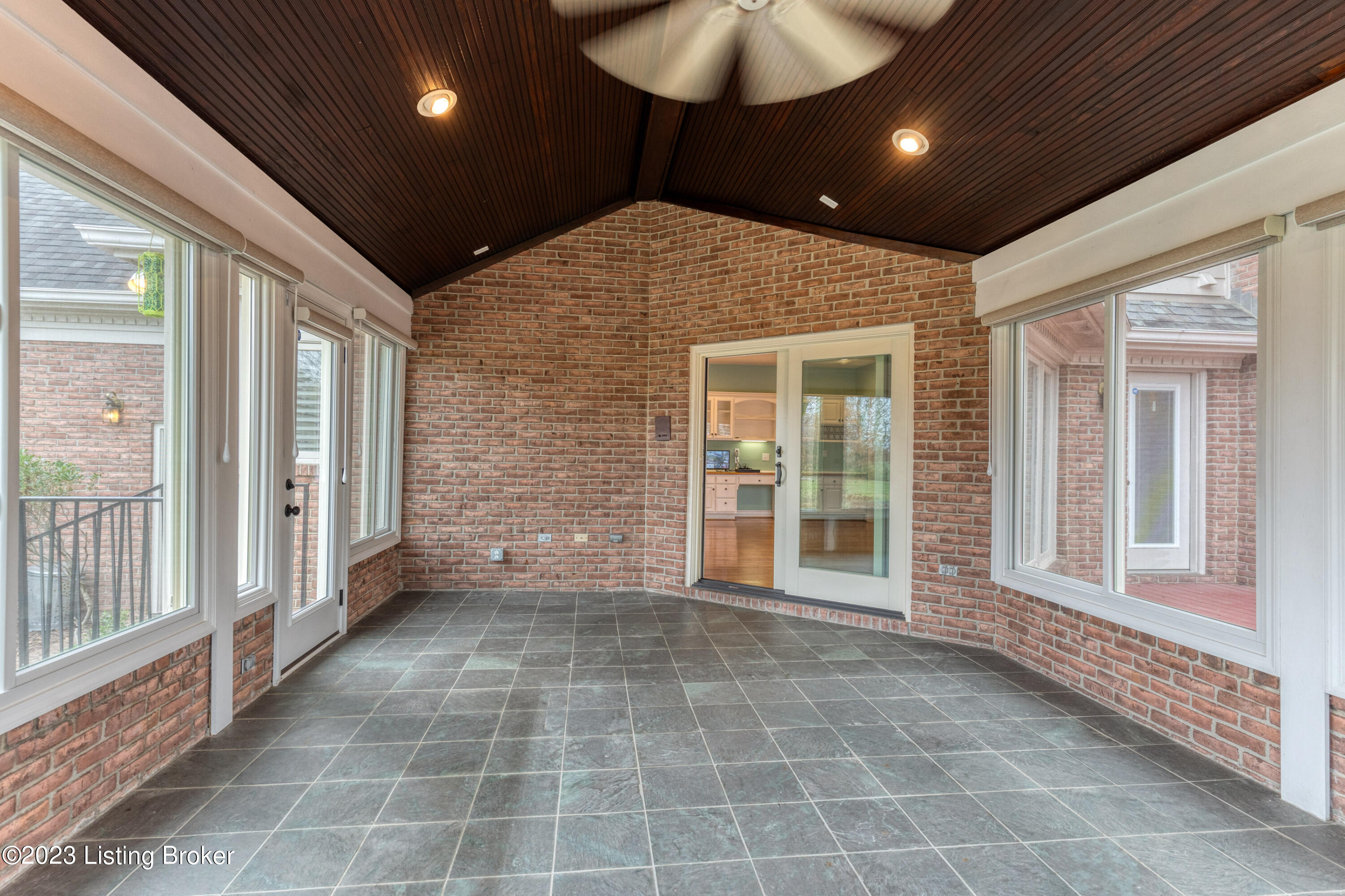 2024 Todds Point Road Simpsonville, KY 40067 - Photo 21 of 50 037 - 20231116 392
