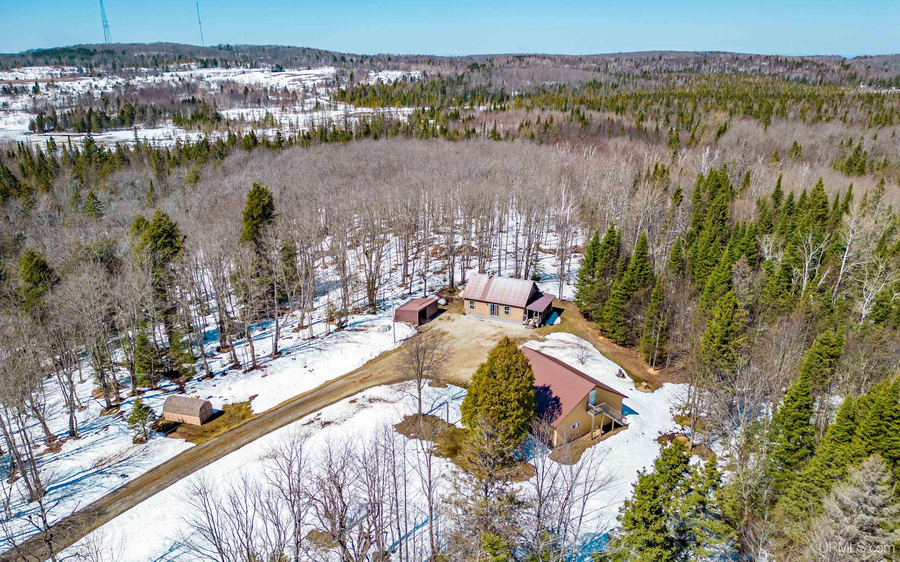 20565 Summit Road Lanse, MI 49946 - Photo 15 of 47 Gallery Image 15