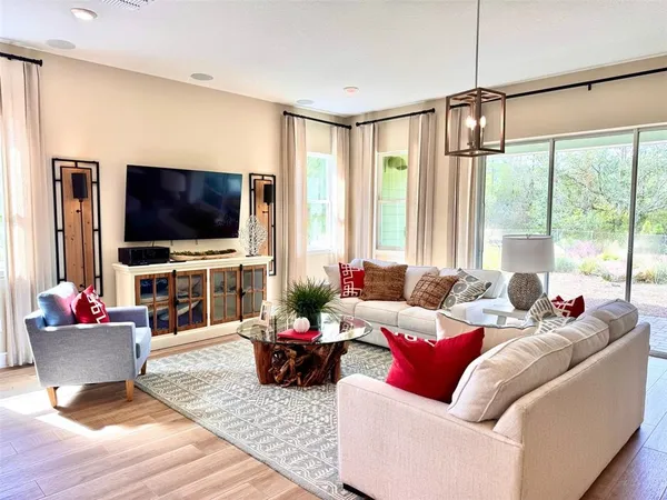 $999,999 | 6402 Rover Way, St. Cloud, FL 34771