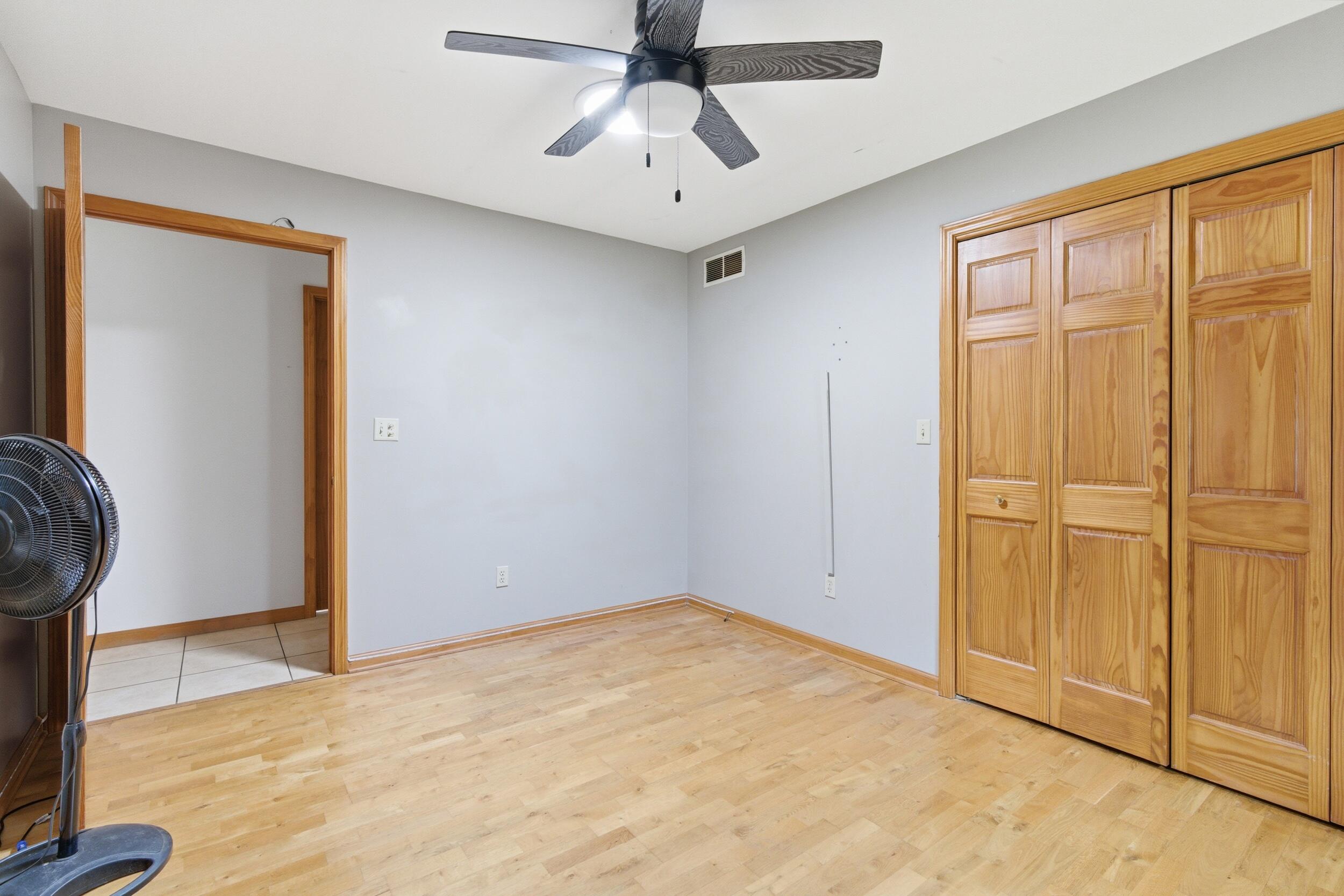 1251 North Mineral Springs Road Porter, IN 46304 - Photo 20 of 29 2500x1668