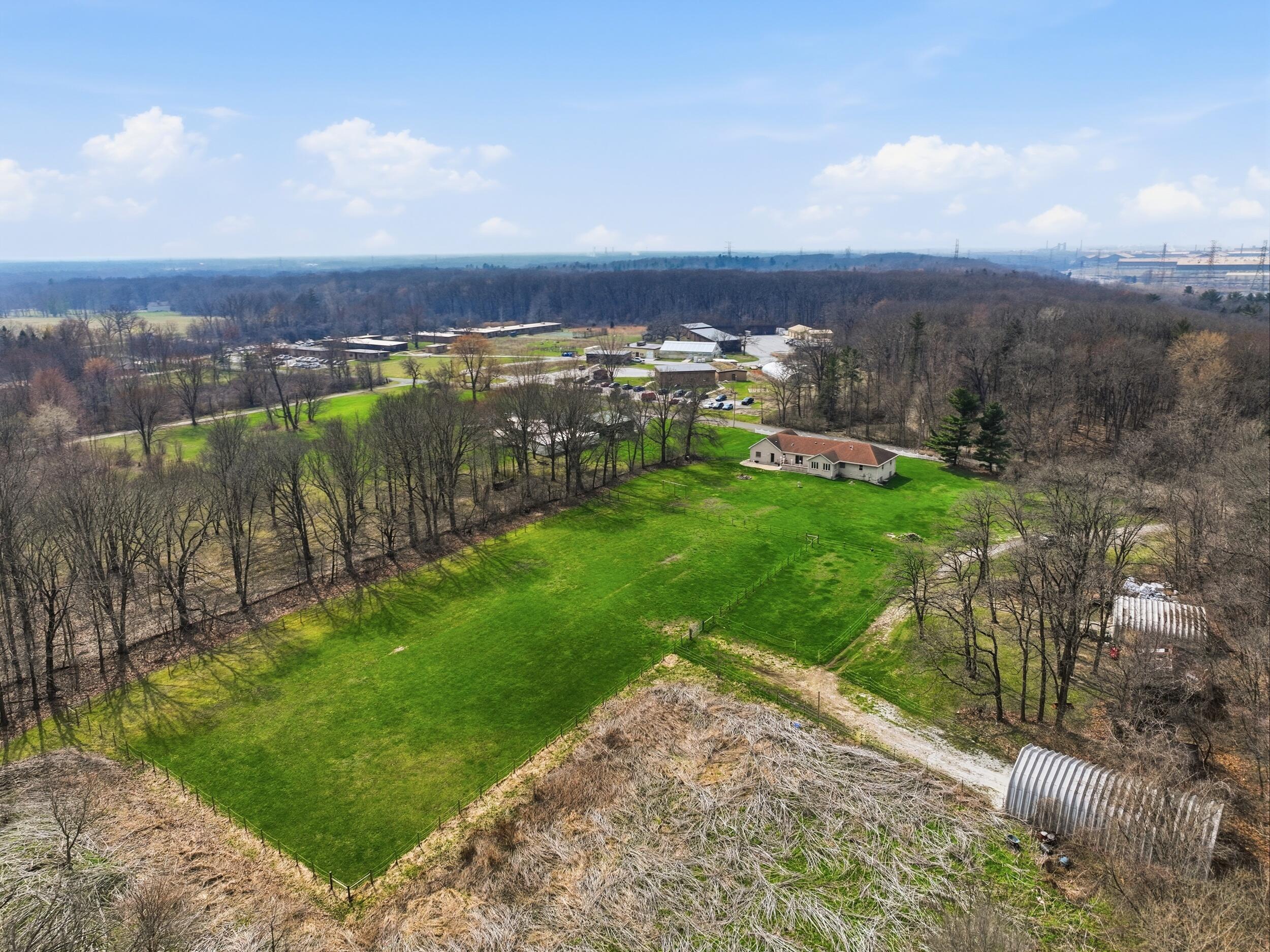 1251 North Mineral Springs Road Porter, IN 46304 - Photo 7 of 29 2500x1873