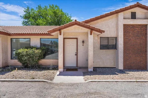 $300,000 | 361 West 500 North, Unit 4, St. George, UT 84770