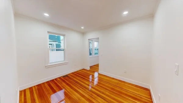 $3,800 | 391 Linwood Avenue, Unit 1, Newton, MA 02460