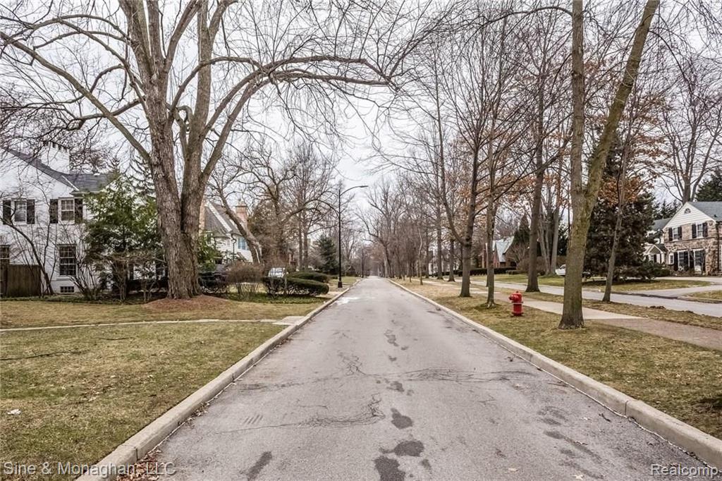 53 Cloverly Road Grosse Pointe Farms, MI 48236 - Photo 54 of 61