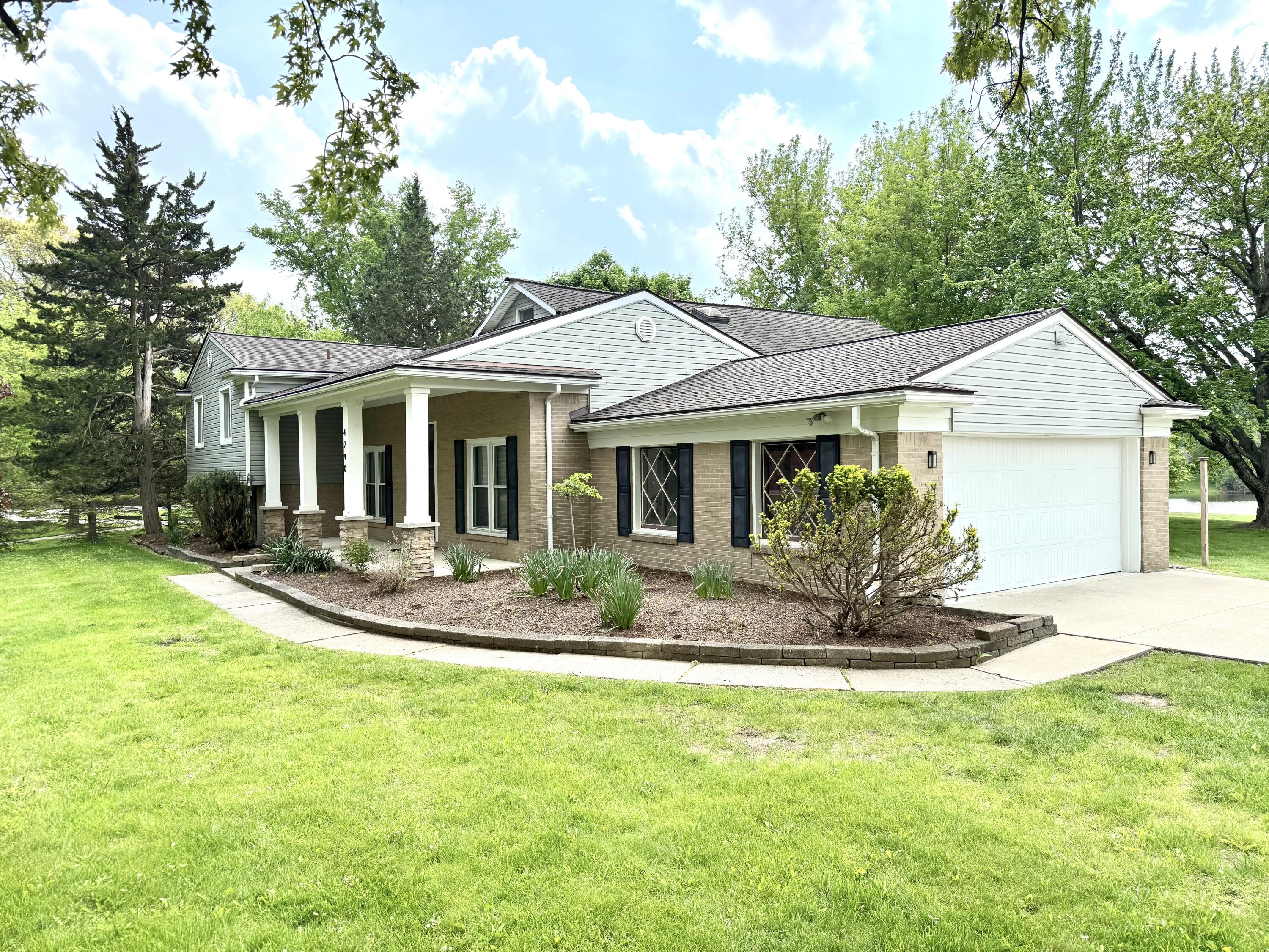 4290 Wendell Road West Bloomfield, MI 48323 - Photo 1 of 32 Main