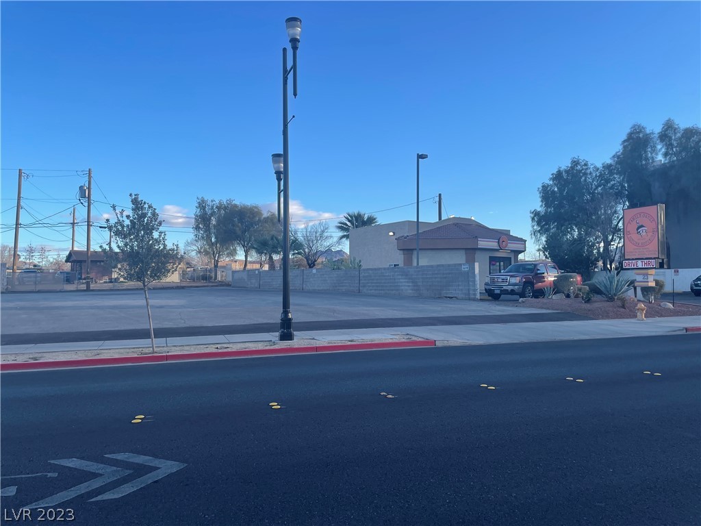27 East Basic Road Henderson, NV 89015 - Photo 6 of 8