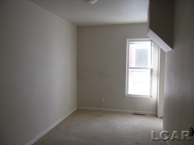 6997 Ridge Highway Britton, MI 49229 - Photo 6 of 13 31277161-5.JPG