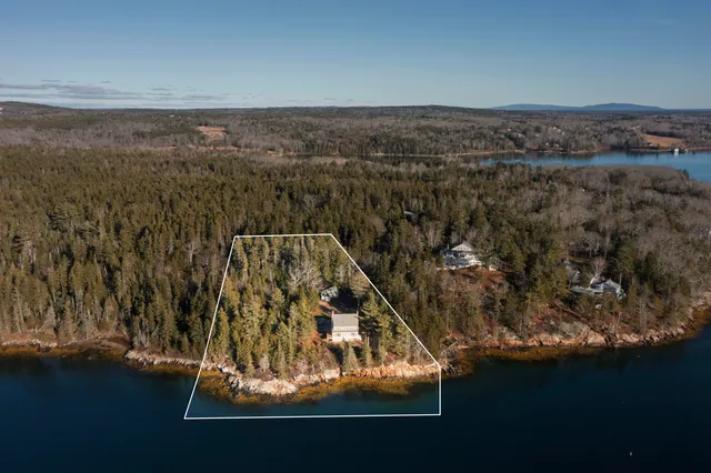 $1,990,000 | 92 Silver Mine Lane, Sedgwick, ME 04673