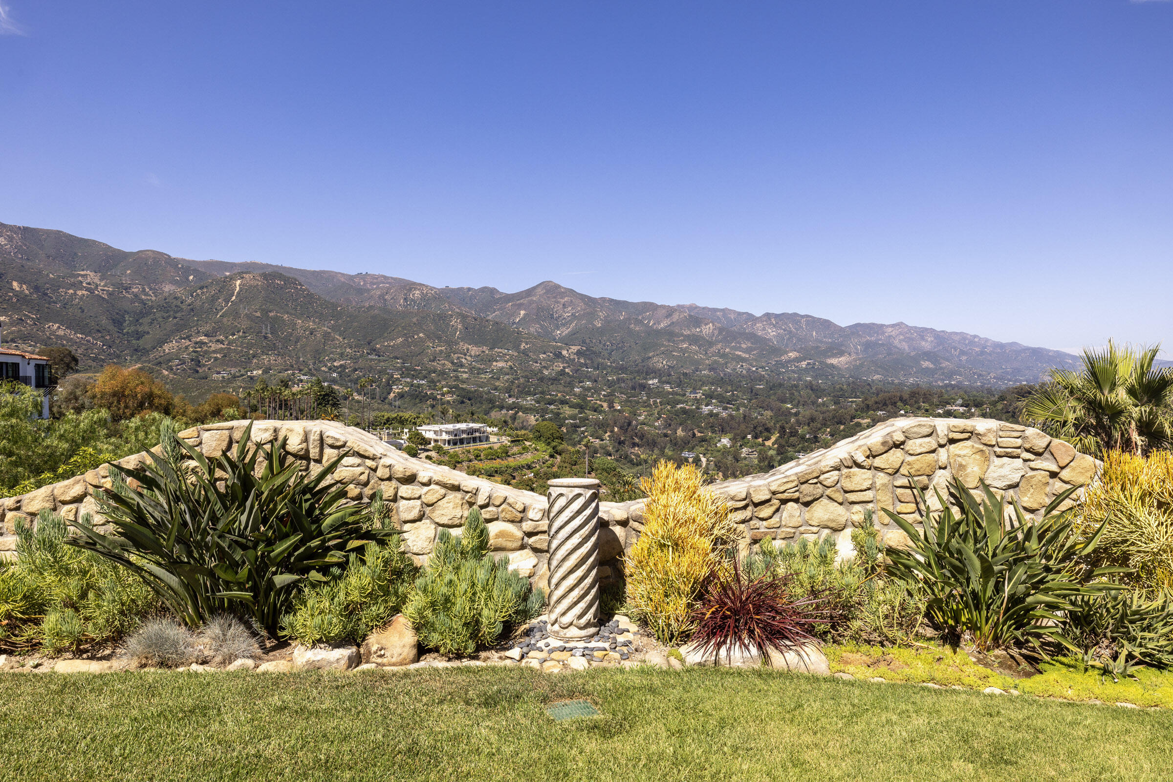 900 Las Alturas Road Santa Barbara, CA 93103 - Photo 6 of 42 Panoramic view
