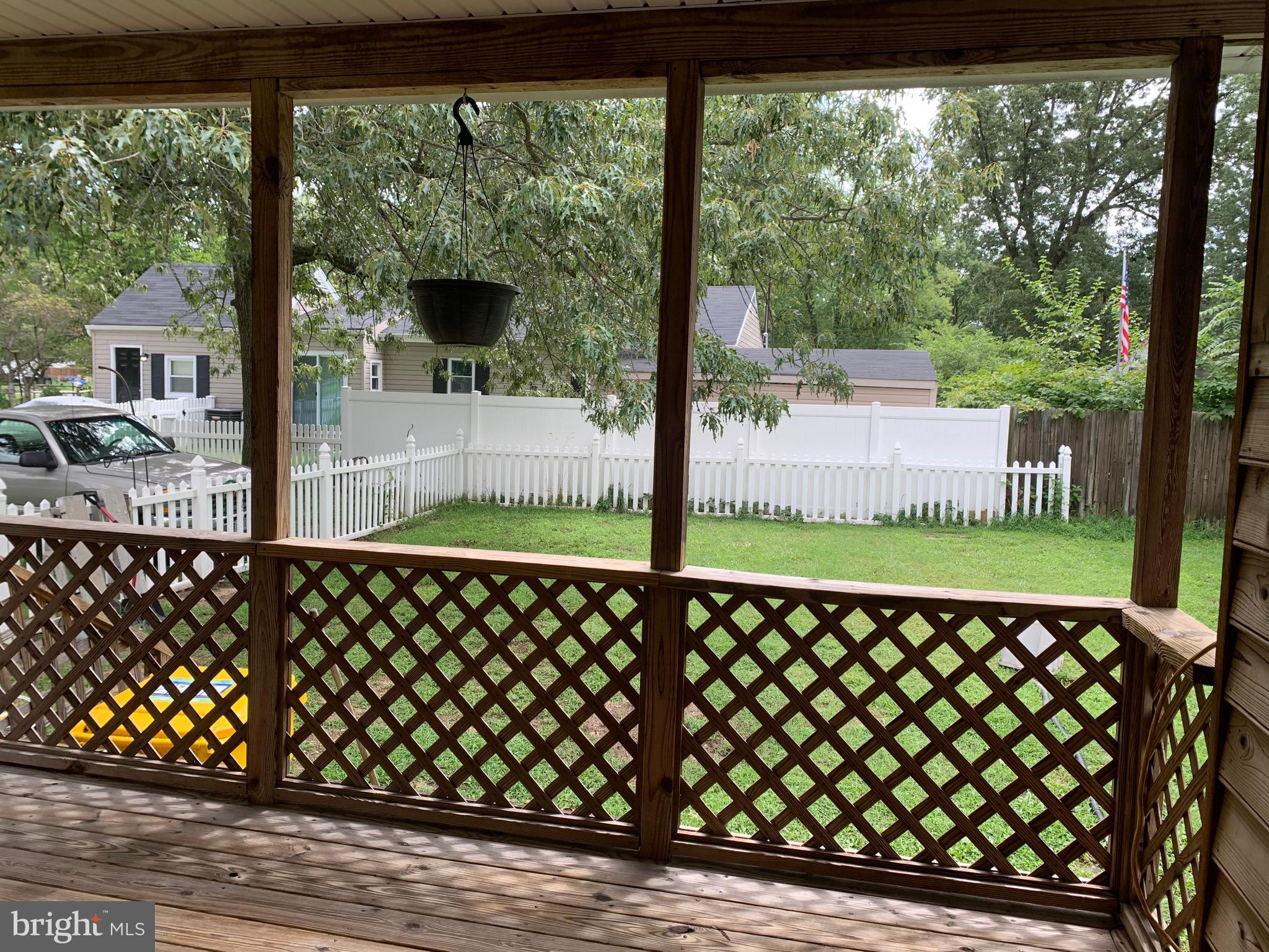 307 Magothy Beach Road Pasadena, MD 21122 - Photo 3 of 29 Gallery Image 3