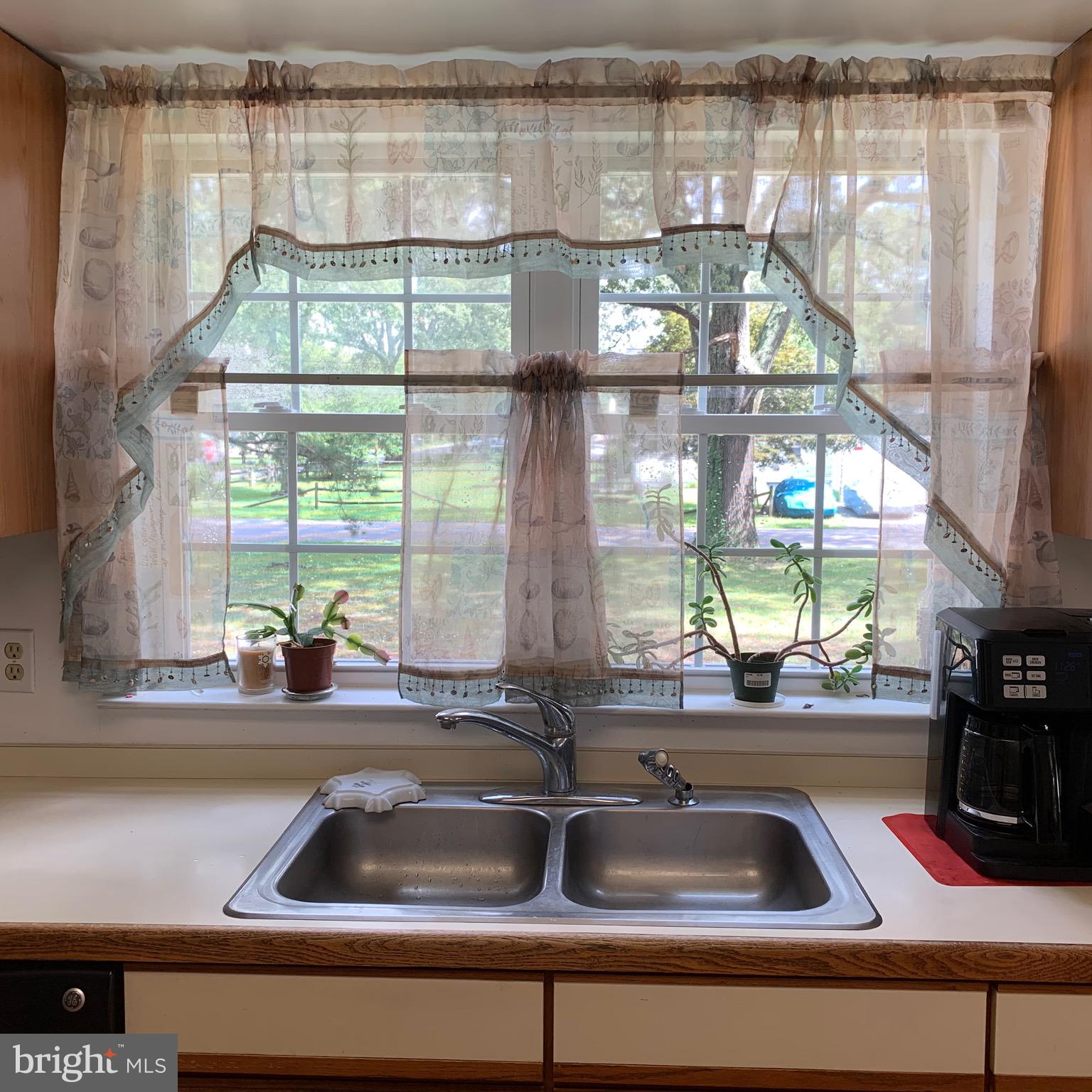 307 Magothy Beach Road Pasadena, MD 21122 - Photo 9 of 29 Gallery Image 9