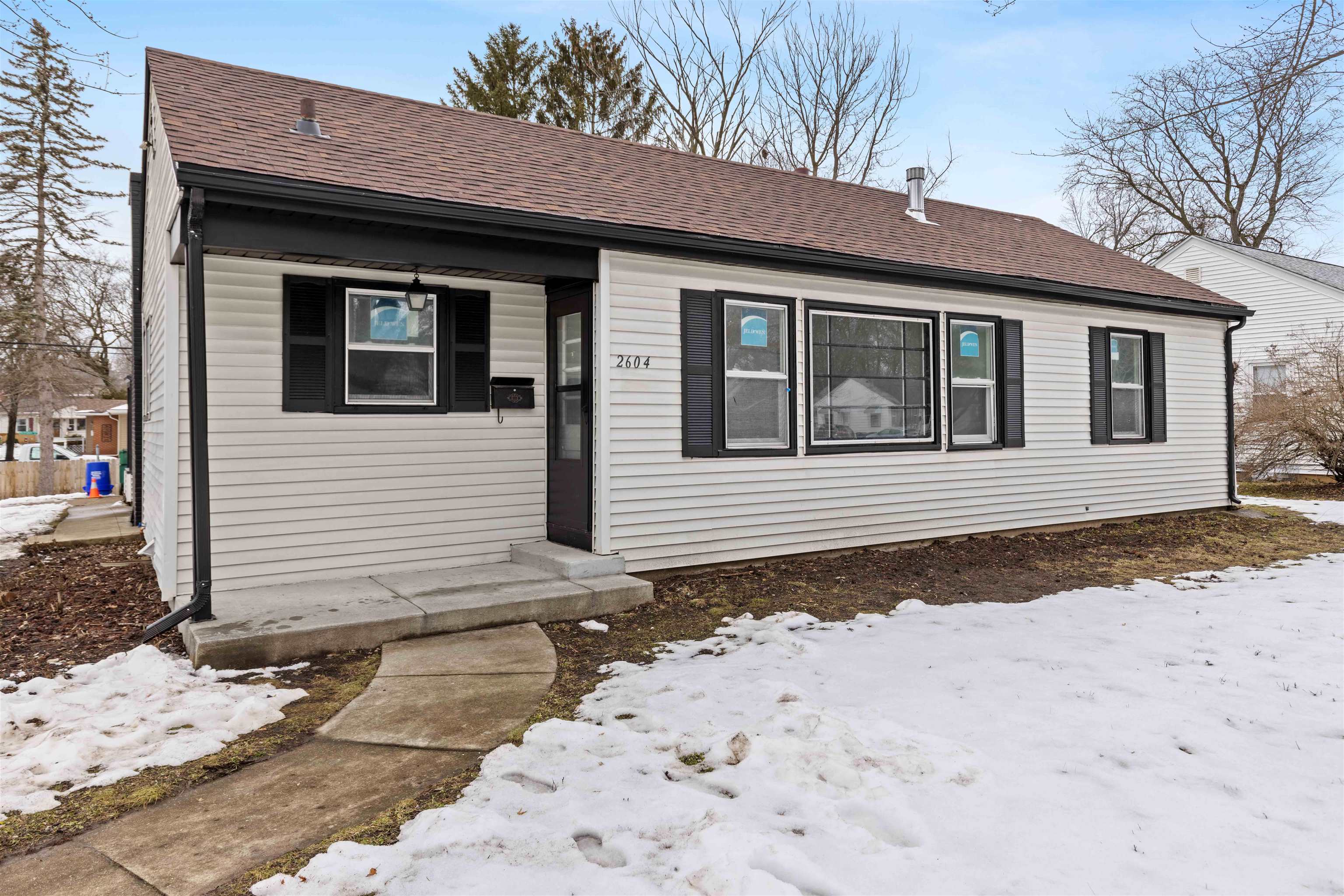2604 Pelham Road Rockford, IL 61107 - Photo 1 of 17 Gallery Image 1