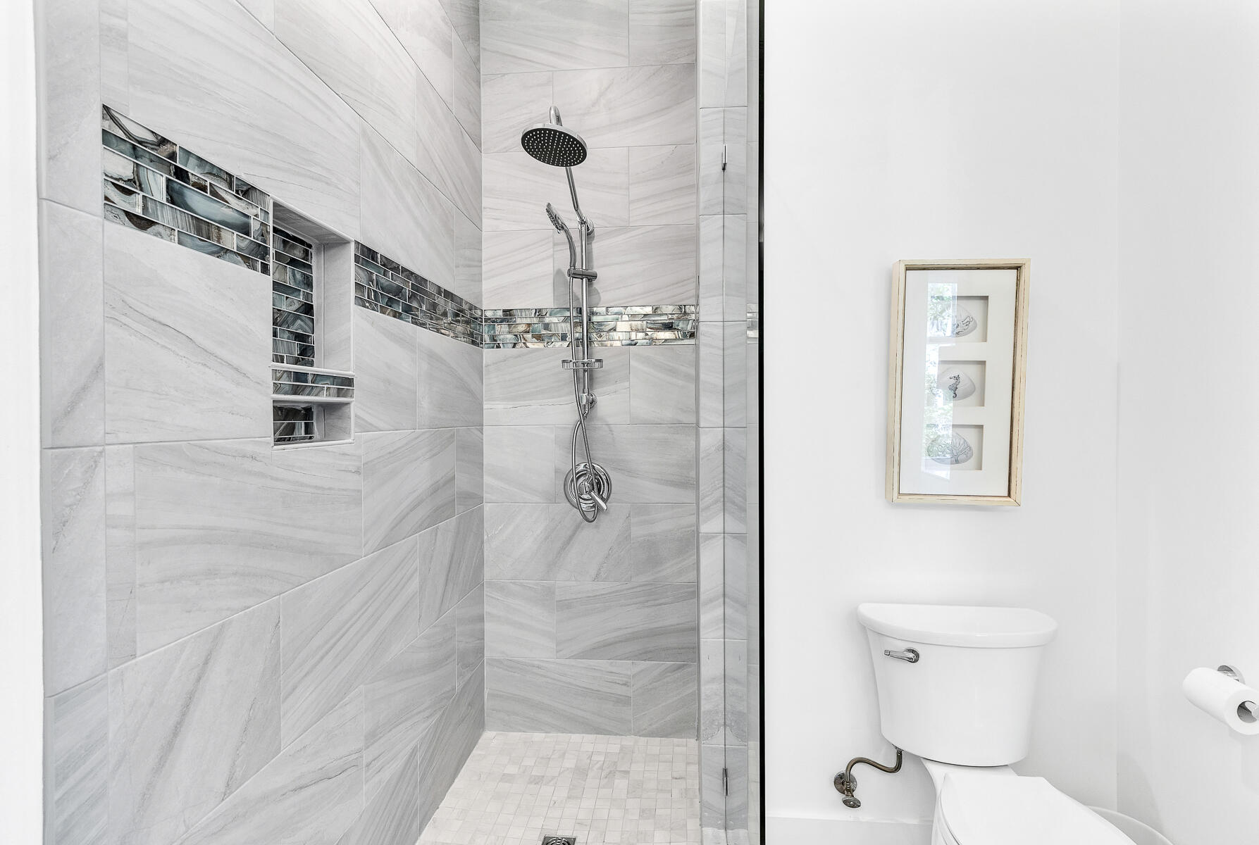 363 Matt's Way Santa Rosa Beach, FL 32459 - Photo 12 of 51 a bathroom with a shower