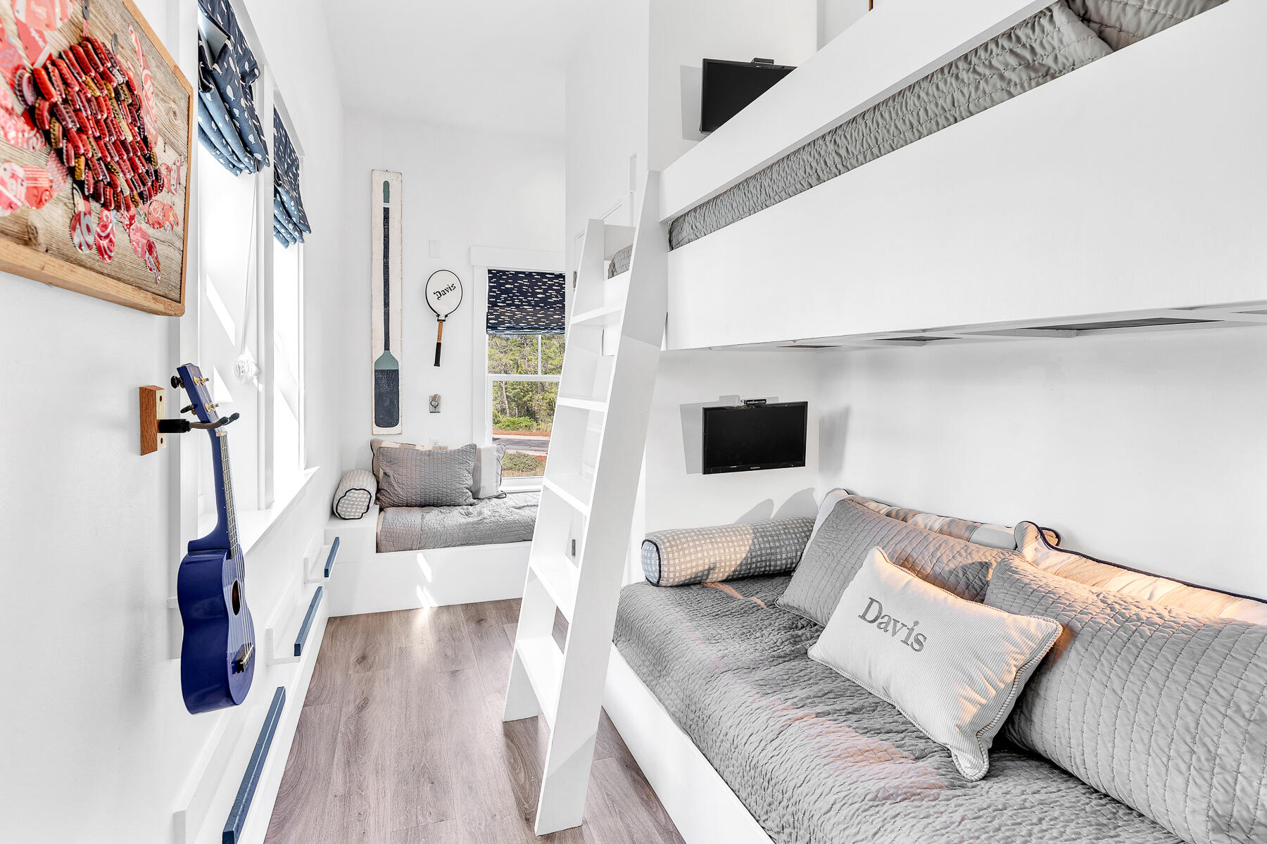 363 Matt's Way Santa Rosa Beach, FL 32459 - Photo 28 of 51 a living room with furniture and a flat screen tv