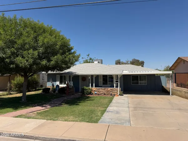 $319,000 | 6622 North 62nd Drive, Glendale, AZ 85301