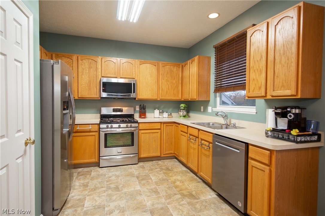 4411 Brooks Road Cleveland, OH 44105 - Photo 11 of 35