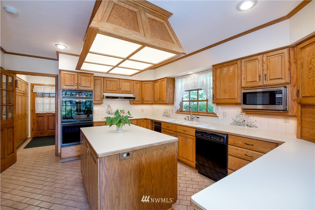 1802 South Scheuber Road Chehalis, WA 98532 - Photo 6 of 25 Gallery Image 6