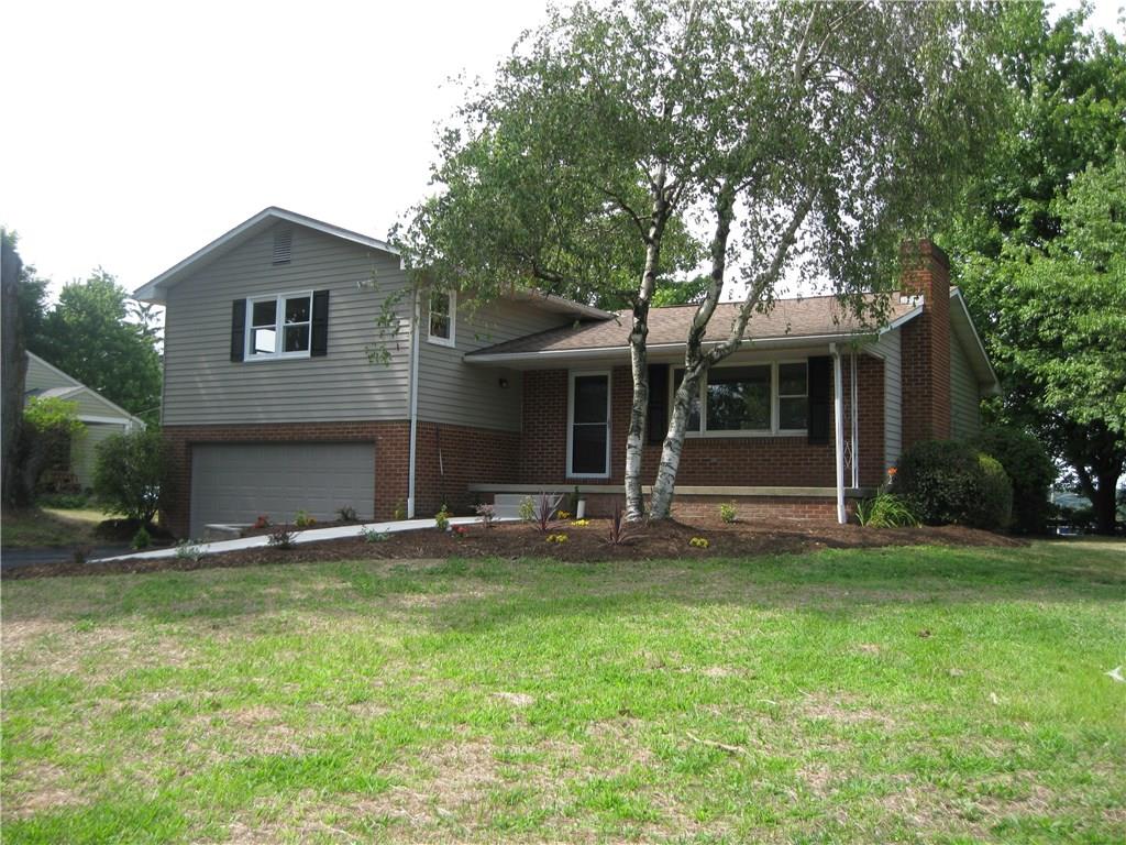 104 Germaine Road Butler, PA 16001 - Photo 4 of 22