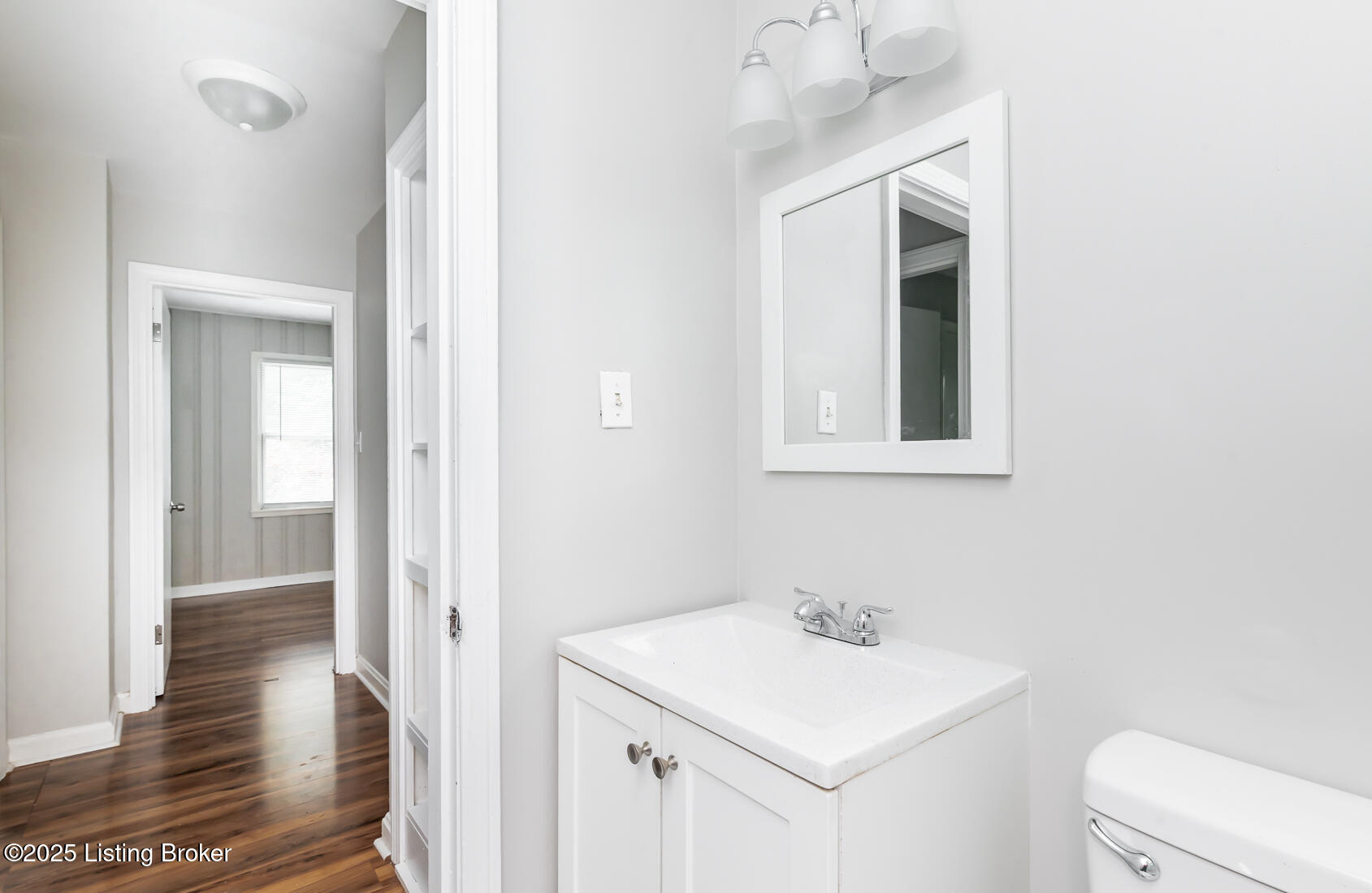 9018 Chenault Road Louisville, KY 40258 - Photo 21 of 25 CNR-134