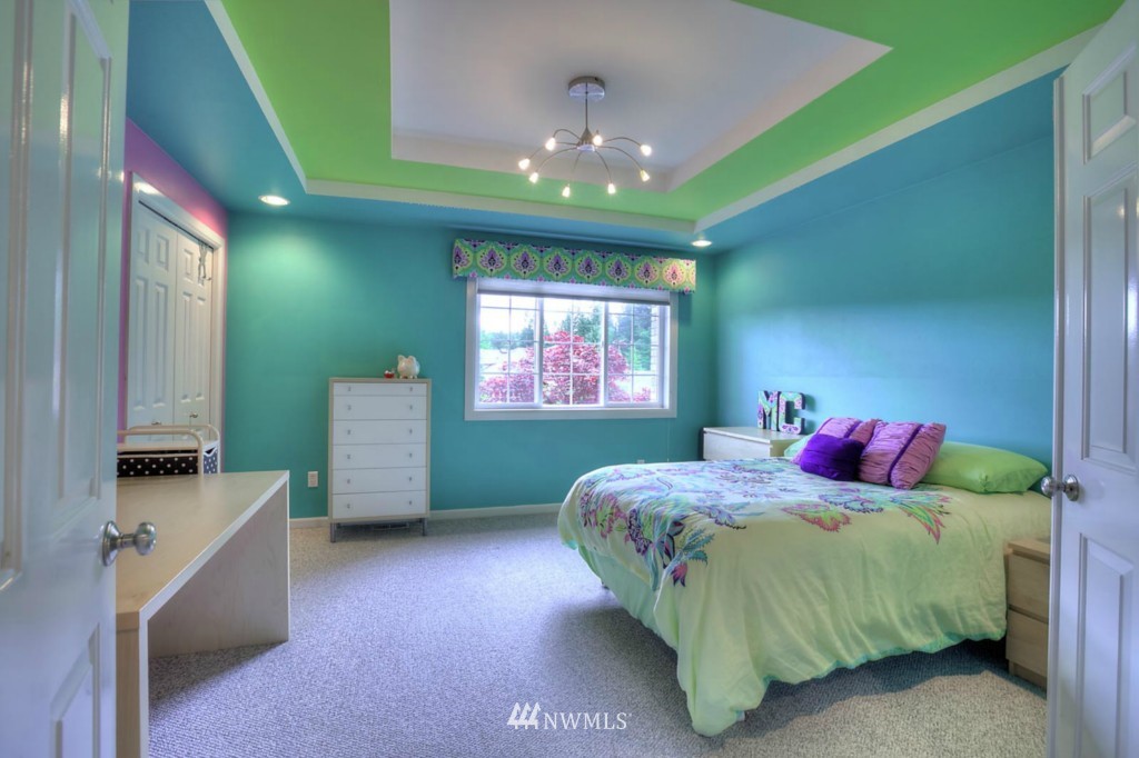 5308 Northeast 22nd Court Renton, WA 98059 - Photo 11 of 15 Gallery Image 11