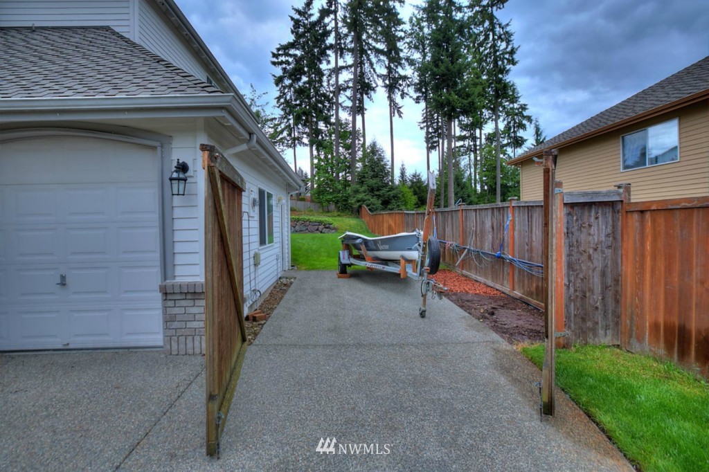 5308 Northeast 22nd Court Renton, WA 98059 - Photo 15 of 15 Gallery Image 15