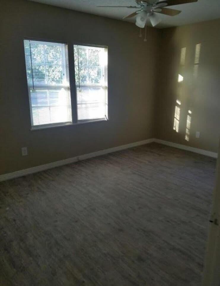 4501 45th Street Lubbock, TX 79414 - Photo 9 of 9 an empty room with a window