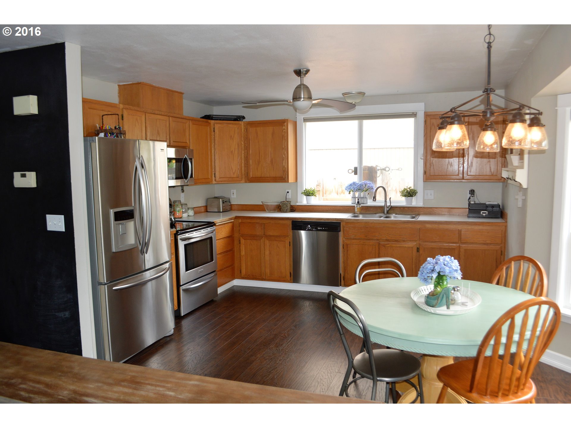 883 South 44th Street Springfield, OR 97478 - Photo 5 of 17