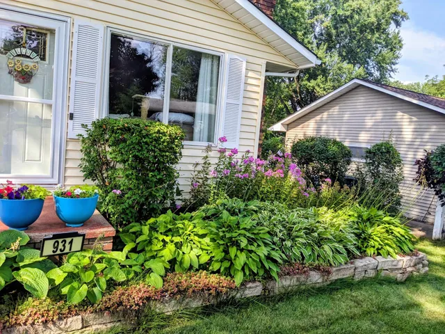 $369,900 | 931 Roosevelt Street, River Falls, WI 54022