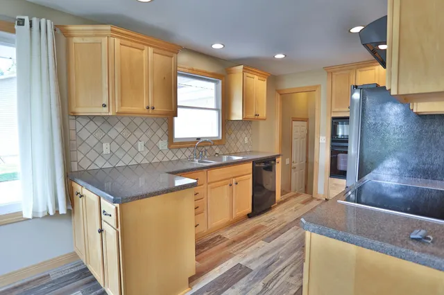 $369,900 | 931 Roosevelt Street, River Falls, WI 54022