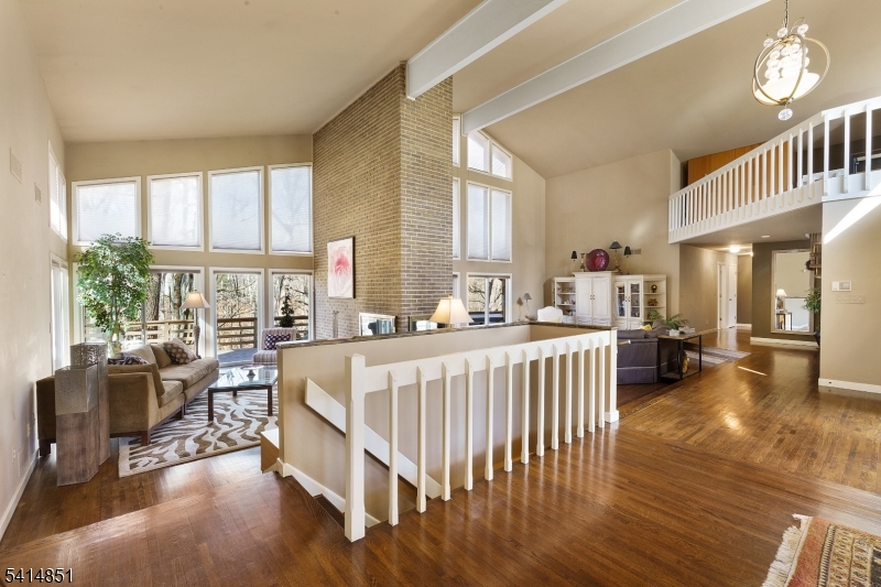 4 Timber Ridge Drive Warren, NJ 07059 - Photo 2 of 26