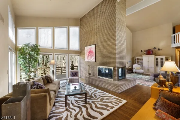 $1,150,000 | 4 Timber Ridge Drive, Warren, NJ 07059