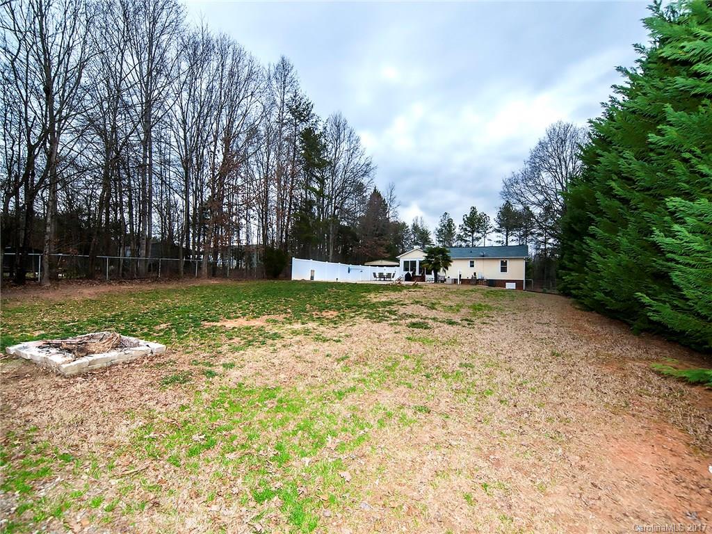 1925 State Rd S-46-27 Clover, SC 29710 - Photo 20 of 22