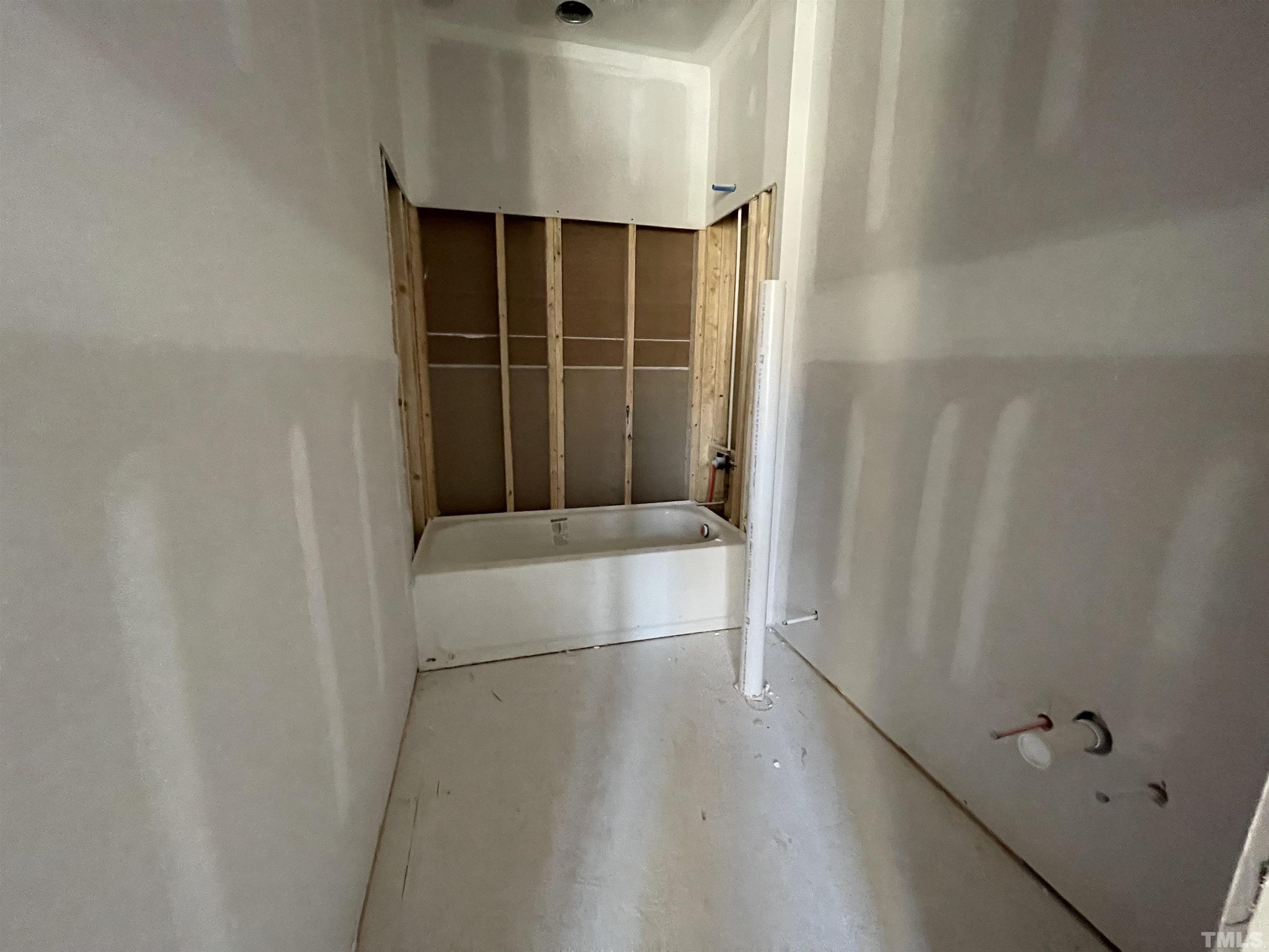 505 Harvey Street Raleigh, NC 27608 - Photo 20 of 31 a view of walk in closet