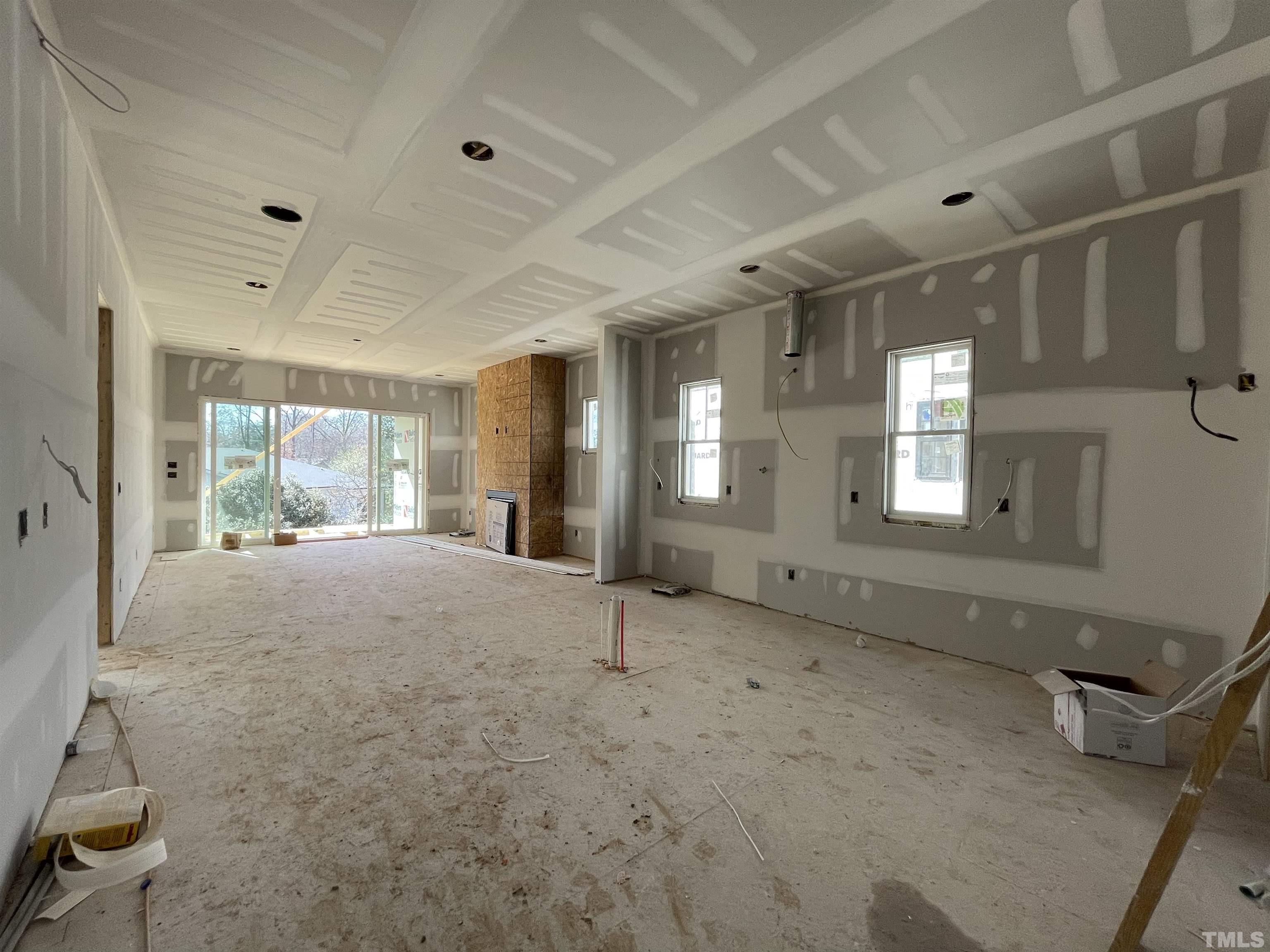 505 Harvey Street Raleigh, NC 27608 - Photo 8 of 31 a view of an empty room