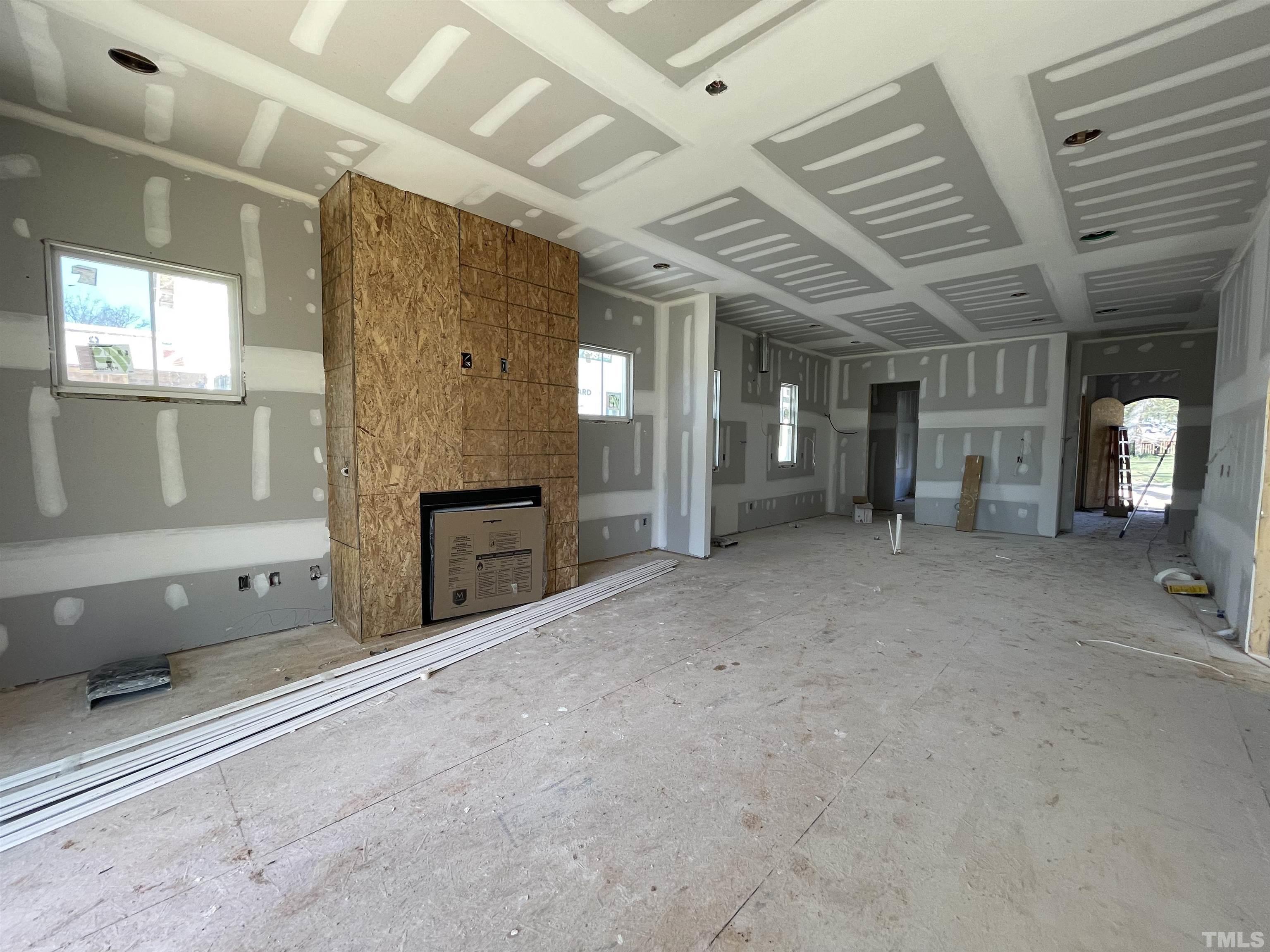 505 Harvey Street Raleigh, NC 27608 - Photo 9 of 31 a view of an empty room